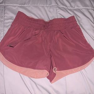 Color does not look good with my skin tone